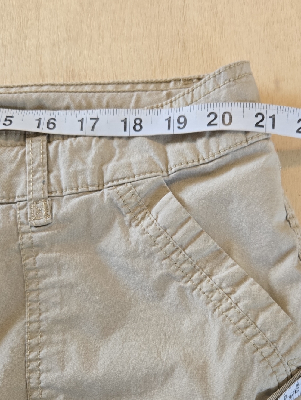 PA20 St John's Bay Taupe Cargo Capris Sz 22W Stretch Tie Cuff Zip Fly Drawstring - Picture 6 of 11